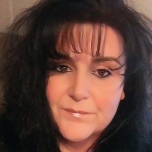 Meet your Posher, Lucy